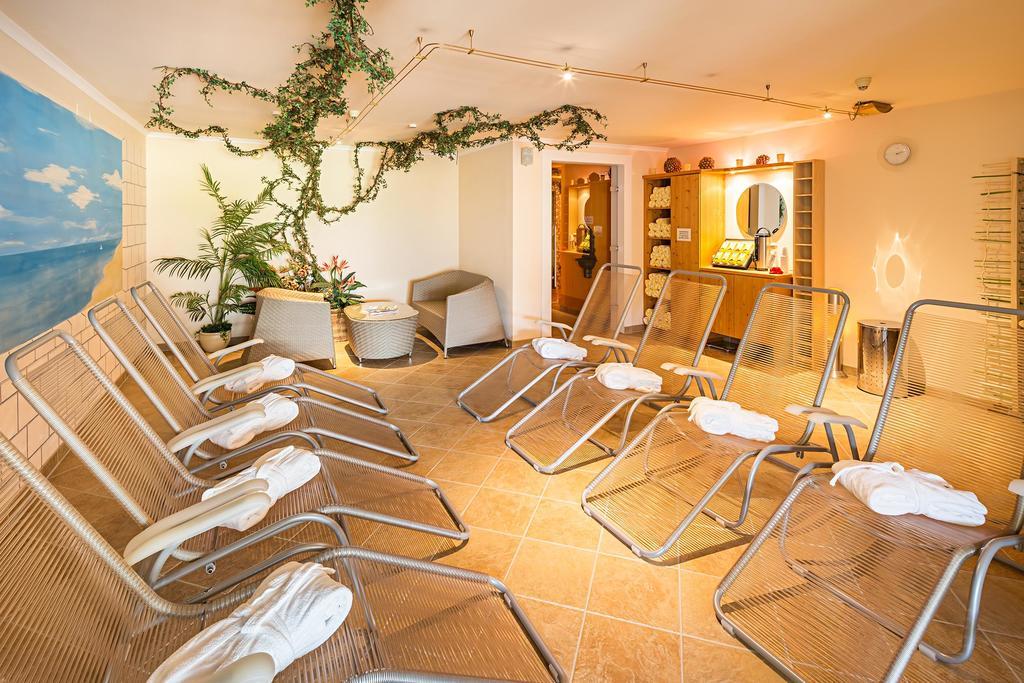 Apart-Hotel Bergkoenig Fiss Exteriör bild